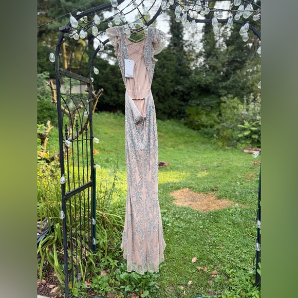 Mac Duggal Pink Embellished Maxi Dress - Picture 3 of 7